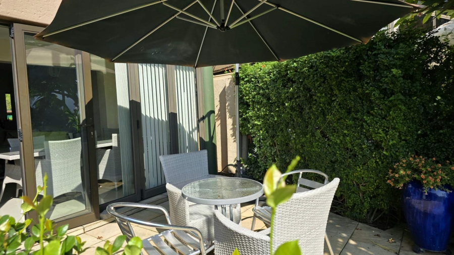 2 Bedroom Property for Sale in Hartbeespoort North West